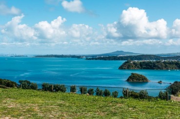 The Apartment - Sea Views | Waiheke.co.nz